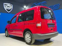 Usado VW Caddy Life 105 CV (77 kW) 2010 Rojo Monovolumen