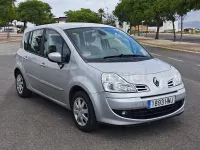 Usado Renault Grand Modus Evolution 90 CV (66 kW) 2012 Gris / plata Monovolumen
