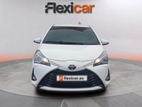 Usado Toyota Yaris Active 111 CV (81 kW) 2019 Blanco Utilitario