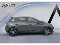 Begagnad MG MG4 EV Luxury 150 kW (204 HK) 2025 Grå Halvkombi