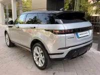 Usado Land Rover Range Rover evoque R-Dynamic 163 CV (119 kW) 2022 Gris / plata SUV