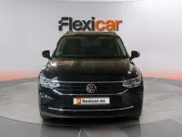 Usado VW Tiguan Life 150 CV (110 kW) 2021 Negro SUV