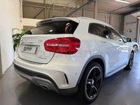 Usado Mercedes GLA220 AMG line 170 CV (125 kW) 2015 Blanco SUV