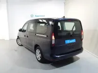 Usado VW Caddy Maxi 122 CV (89 kW) 2025 Azul Monovolumen