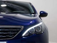 Usado Peugeot 308 SW Allure 131 CV (96 kW) 2019 Azul Familiar