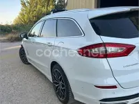 Usado Ford Mondeo Titanium 150 CV (110 kW) 2015 Blanco Familiar