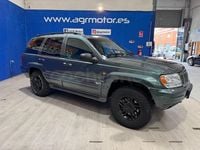 Usado Jeep Grand Cherokee Overland 258 CV (189 kW) 2002 Gris / plata SUV