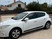 Usado Renault Mégane III Dynamique 110 CV (80 kW) 2011 Blanco Berlina