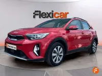 Usado Kia Stonic 101 CV (74 kW) 2024 Burdeos SUV