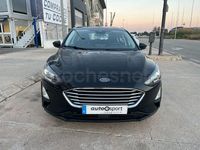 Usado Ford Focus Trend 125 CV (91 kW) 2019 Negro Berlina