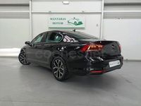 Usado VW Passat Executive 150 CV (110 kW) 2022 Negro Familiar