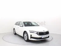 Usado Skoda Octavia Selection 116 CV (85 kW) 2026 Blanco Familiar