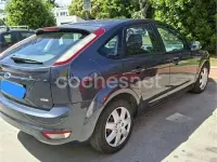 Usado Ford Focus Trend 115 CV (84 kW) 2011 Azul Berlina