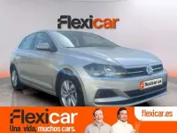 Usado VW Polo Advance 95 CV (69 kW) 2018 Beige Utilitario