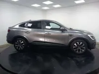 Usado Renault Arkana Business 147 CV (108 kW) 2022 Gris SUV
