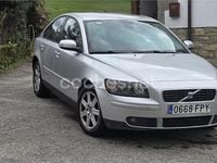 Usado Volvo S40 Momentum 136 CV (100 kW) 2007 Gris / plata Berlina