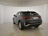 Usado Audi Q3 Sportback S-Line 150 CV (110 kW) 2022 Gris/plata SUV