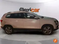 Usado Skoda Karoq Ambition 115 CV (84 kW) 2019 Blanco SUV