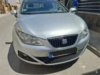 Usado Seat Ibiza ST Style 85 CV (62 kW) 2011 Gris / plata Familiar