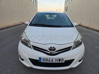 Usado Toyota Yaris Advance 90 CV (66 kW) 2014 Blanco Utilitario