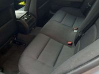 Usado BMW 520 Efficient Dynamics 184 CV (135 kW) 2011 Gris Berlina