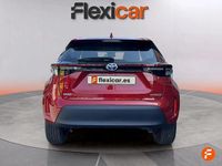 Usado Toyota Yaris Hybrid Active 116 CV (85 kW) 2024 Rojo SUV