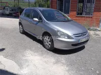 Usado Peugeot 307 90 CV (66 kW) 2005 Gris / plata Berlina