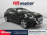 Usado Mercedes GLA200 136 CV (100 kW) 2017 Negro SUV