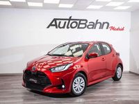 Usado Toyota Yaris Hybrid Business Edition 116 CV (85 kW) 2022 Rojo Utilitario