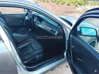 Usado BMW 530 193 CV (141 kW) 2004 Gris / plata Berlina