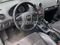 Usado Audi A3 Ambition 105 CV (77 kW) 2010 Negro Utilitario