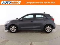 Usado Kia Rio Spirit 101 CV (74 kW) 2022 Gris Berlina