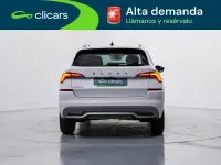 Usado Skoda Kamiq Selection 150 CV (110 kW) 2023 Blanco SUV