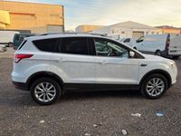 Begagnad Ford Kuga Titanium 150 HK (110 kW) 2016 Vit SUV