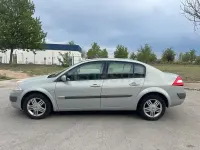 Usado Renault Mégane Dynamique 130 CV (95 kW) 2005 Beige Berlina