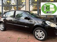 Usado Renault Clio II 75 CV (55 kW) 2007 Negro Berlina