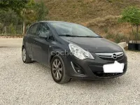 Usado Opel Corsa Selective 75 CV (55 kW) 2013 Gris / plata Utilitario