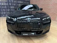 Usado BMW M760e Comfort Edition 571 CV (419 kW) 2025 Negro Berlina
