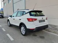Usado Seat Arona Reference 95 CV (69 kW) 2019 Blanco SUV