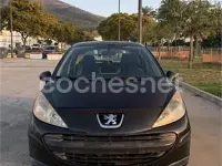 Usado Peugeot 207 75 CV (55 kW) 2007 Negro Berlina