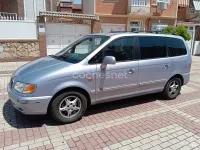Usado Hyundai Trajet 172 CV (126 kW) 2005 Gris / plata Monovolumen