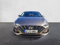 Usado Hyundai i30 120 CV (88 kW) 2022 Gris / plata Berlina