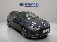 Usado Hyundai i20 80 CV (58 kW) 2024 Gris Utilitario