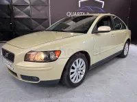 Usado Volvo S40 Kinetic 136 CV (100 kW) 2007 Beige Berlina