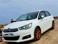 Usado Citroën C4 Feel 110 CV (80 kW) 2015 Blanco Berlina