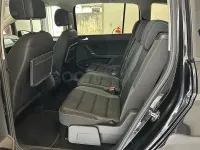 Usado VW Touran Advance 150 CV (110 kW) 2022 Negro Monovolumen