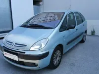Usado Citroën Xsara Picasso 95 CV (69 kW) 2004 Azul Monovolumen