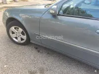 Usado Mercedes E320 Avantgarde 204 CV (150 kW) 2006 Gris / plata Berlina