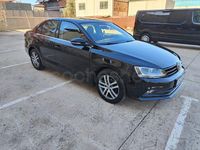 Usado VW Jetta Advance 105 CV (77 kW) 2016 Negro Berlina