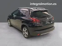 Usado Peugeot 2008 Allure 110 CV (80 kW) 2017 Negro SUV